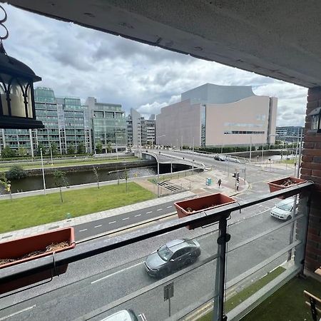 Stylish Flat With River View Apartment Dublin Exterior photo