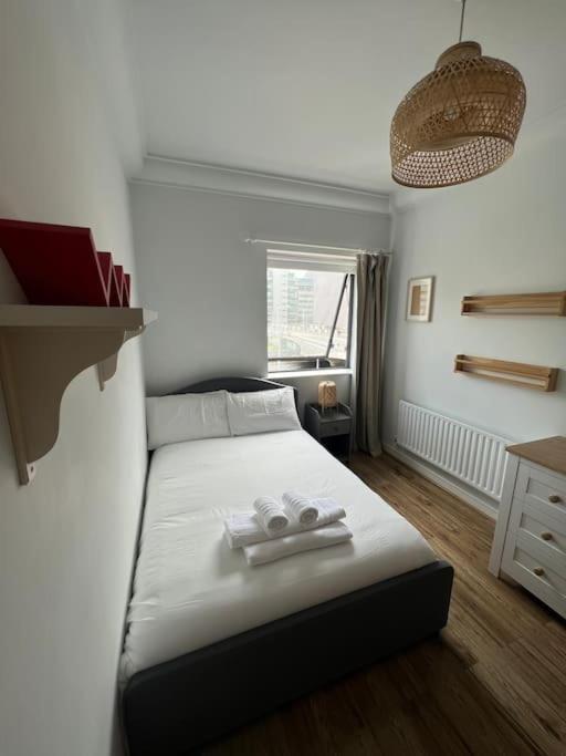 Stylish Flat With River View Apartment Dublin Exterior photo