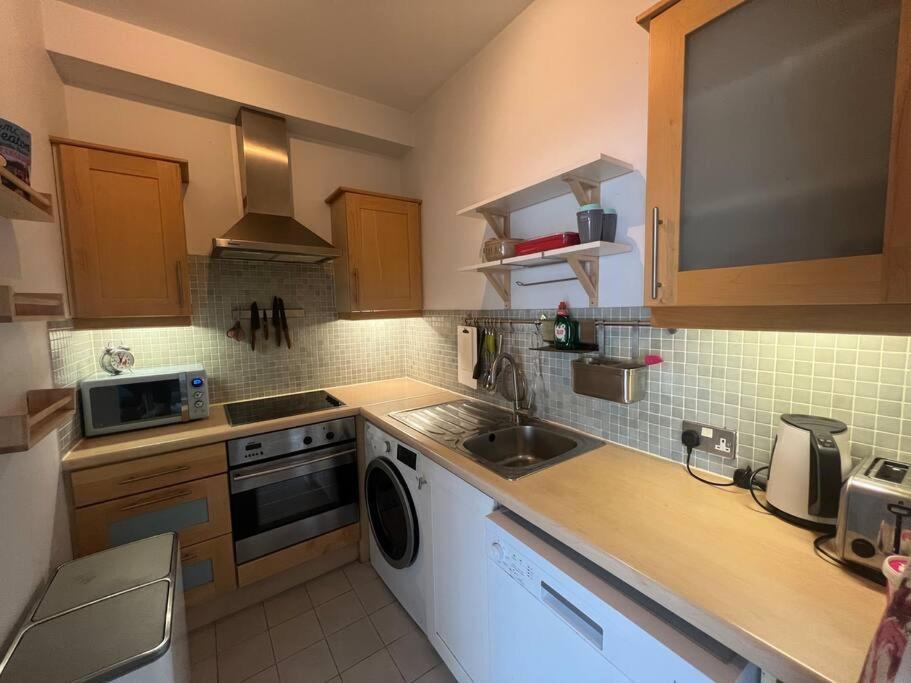Stylish Flat With River View Apartment Dublin Exterior photo